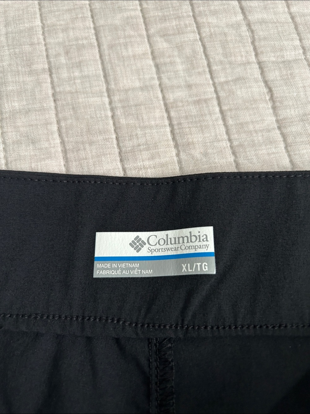 Columbia black nylon pull on outdoor hiking, casual pants XL - Picture 4 of 12